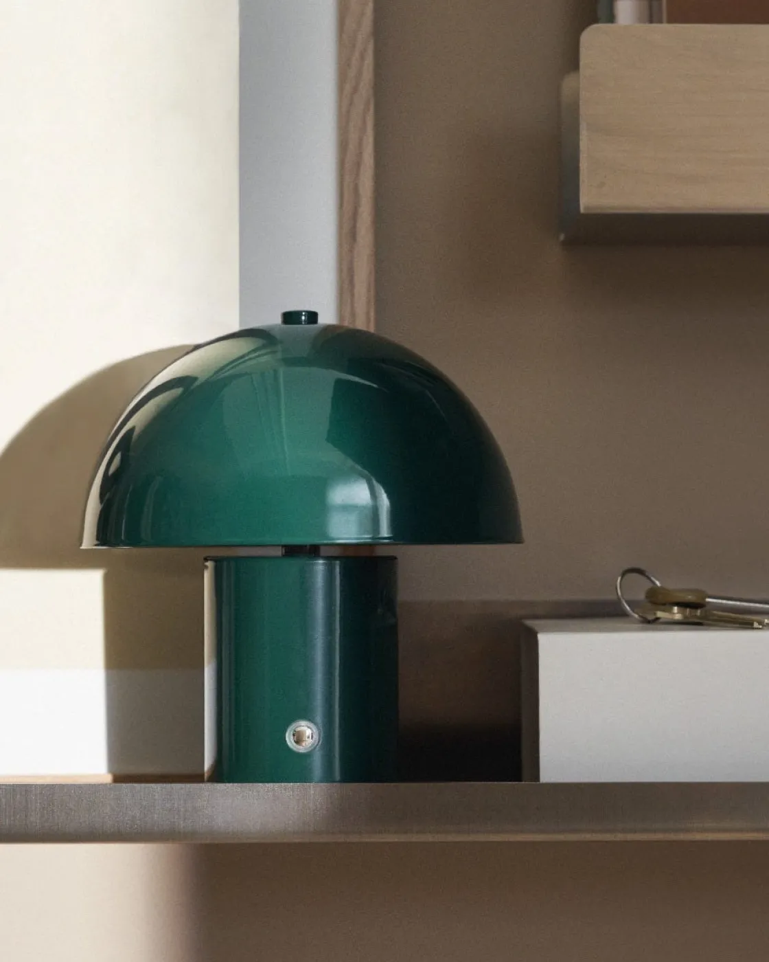 GRANIT Bordslampa Lou 18x21cm Mörkgrön- Lampor