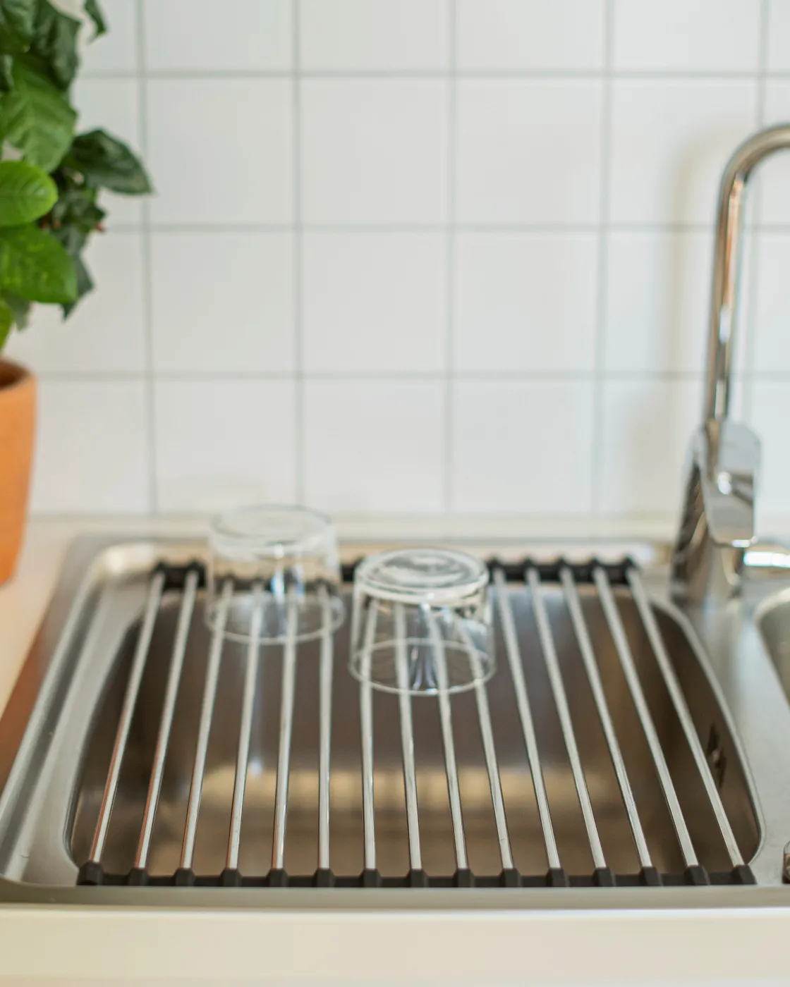 GRANIT Diskställ Rullbart Rostfritt Stål 31x44cm- Köksredskap