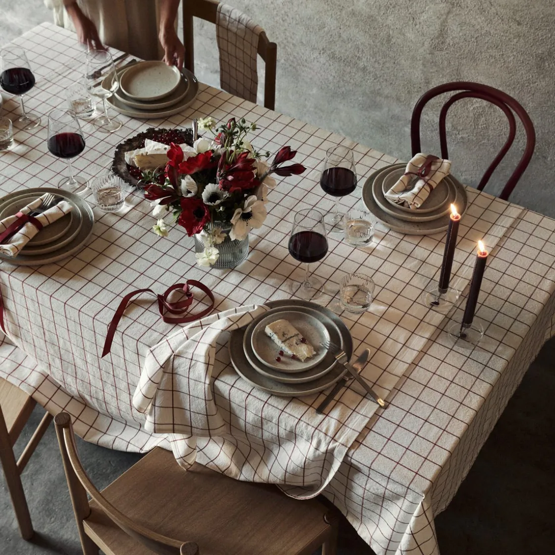 GRANIT Duk Christmas Check 140x240cm Vit/Röd- Juldukning