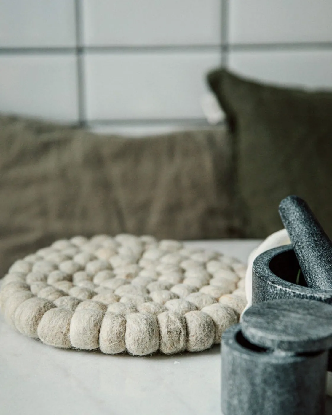 GRANIT Grytunderlägg 20cm Ull Beige- Dukning