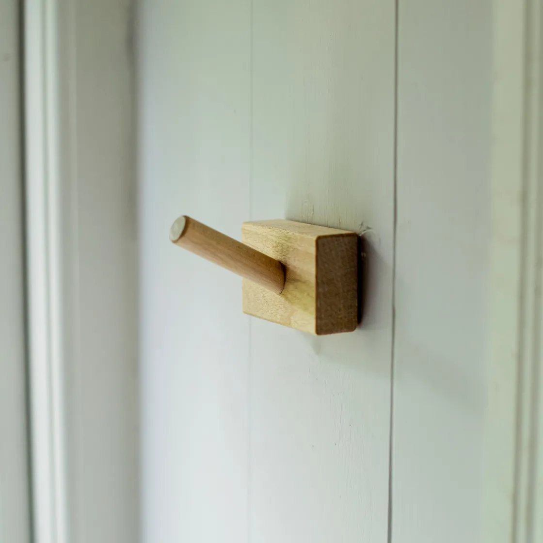 GRANIT Kroklist Självhäftande Björk 6cm- Häng- & Väggförvaring