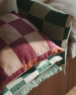 GRANIT Kuddfodral Ullmix Ruta 50x50cm Röd- Kuddar