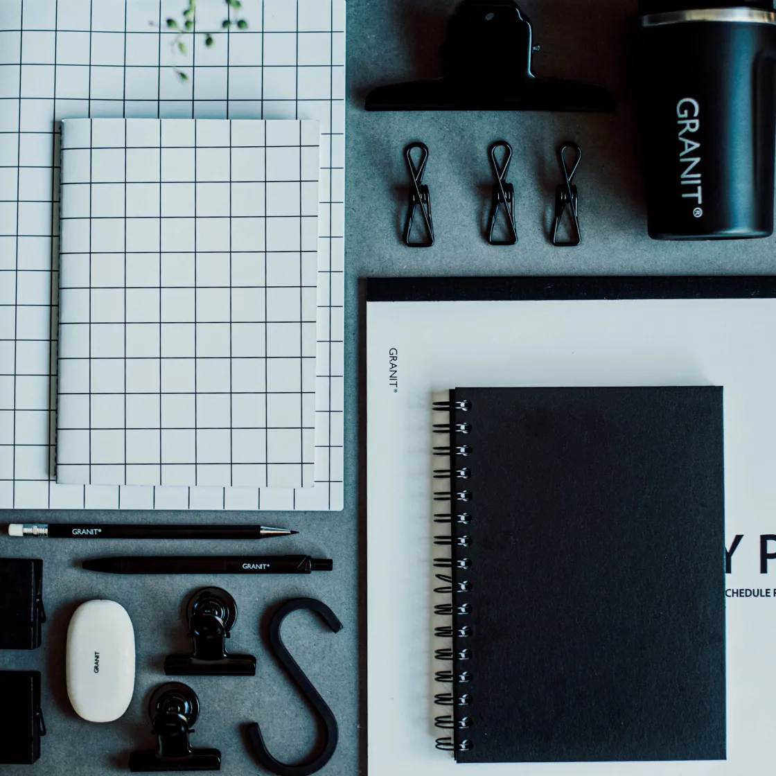 GRANIT Sudd Oval Vit- Skrivbordstillbehör